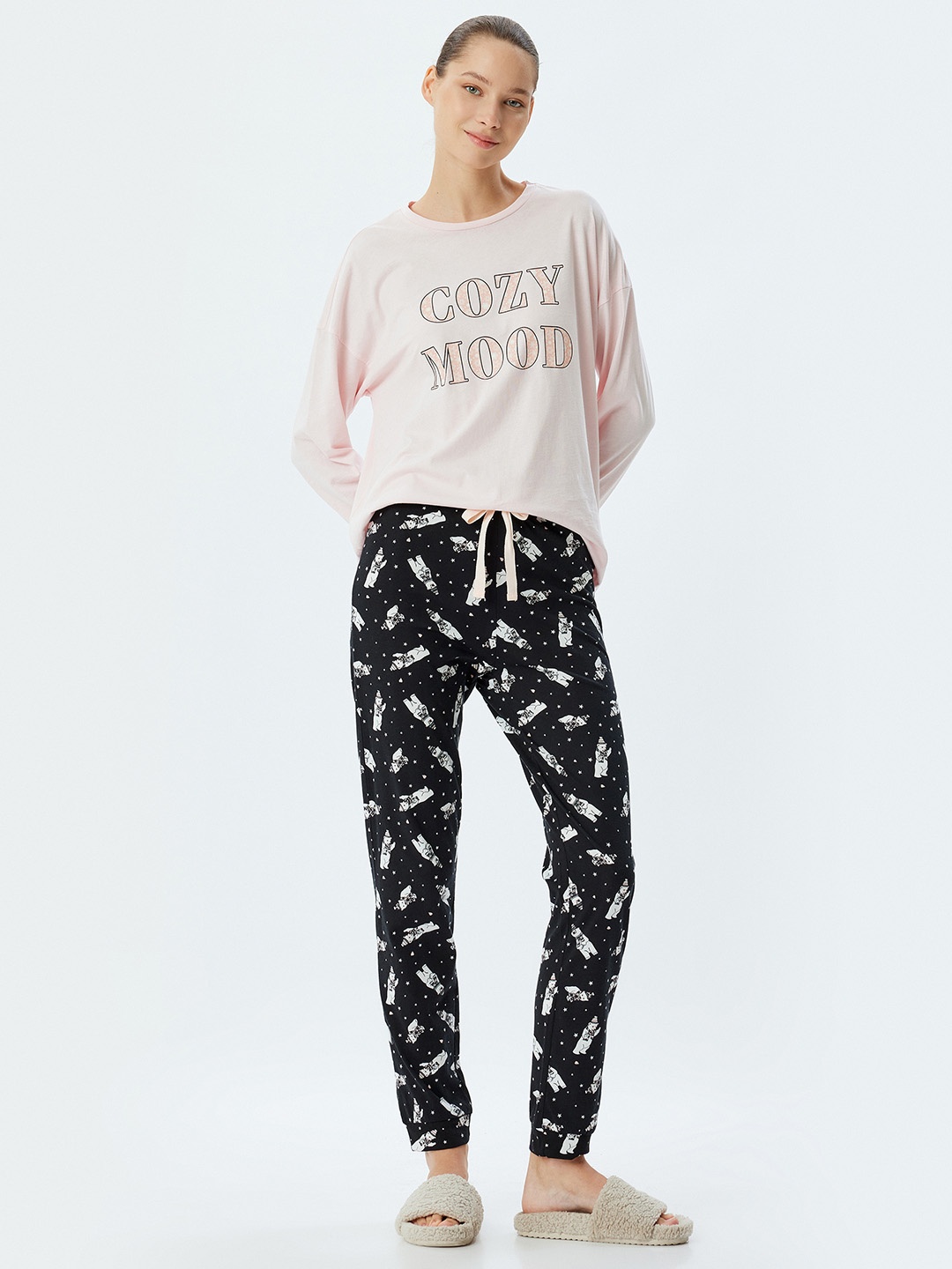 

Koton Women Typography Printed Night suit, Beige