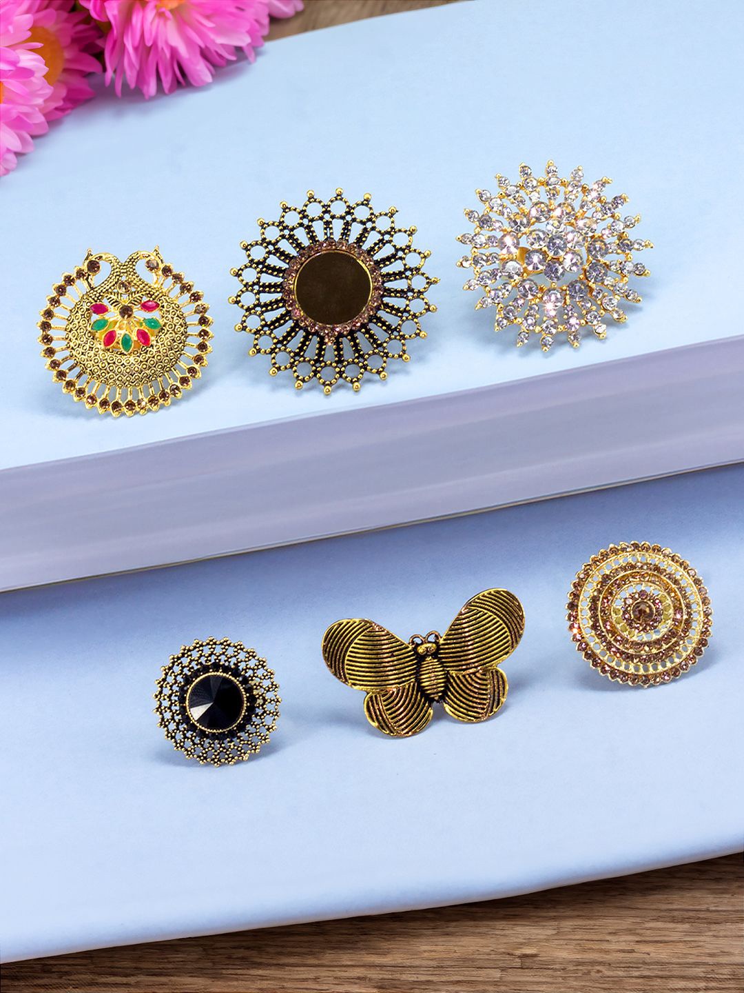 

PRIVIU Set Of 6 Gold- Plated Stone Studded Adjustable Finger Rings