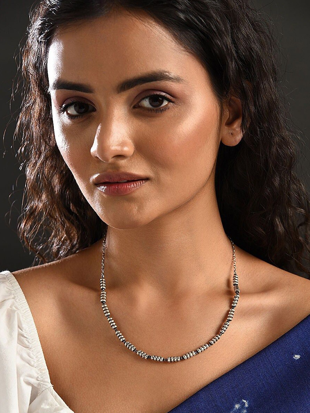 

JAYPORE Silver Beaded Minimal Necklace