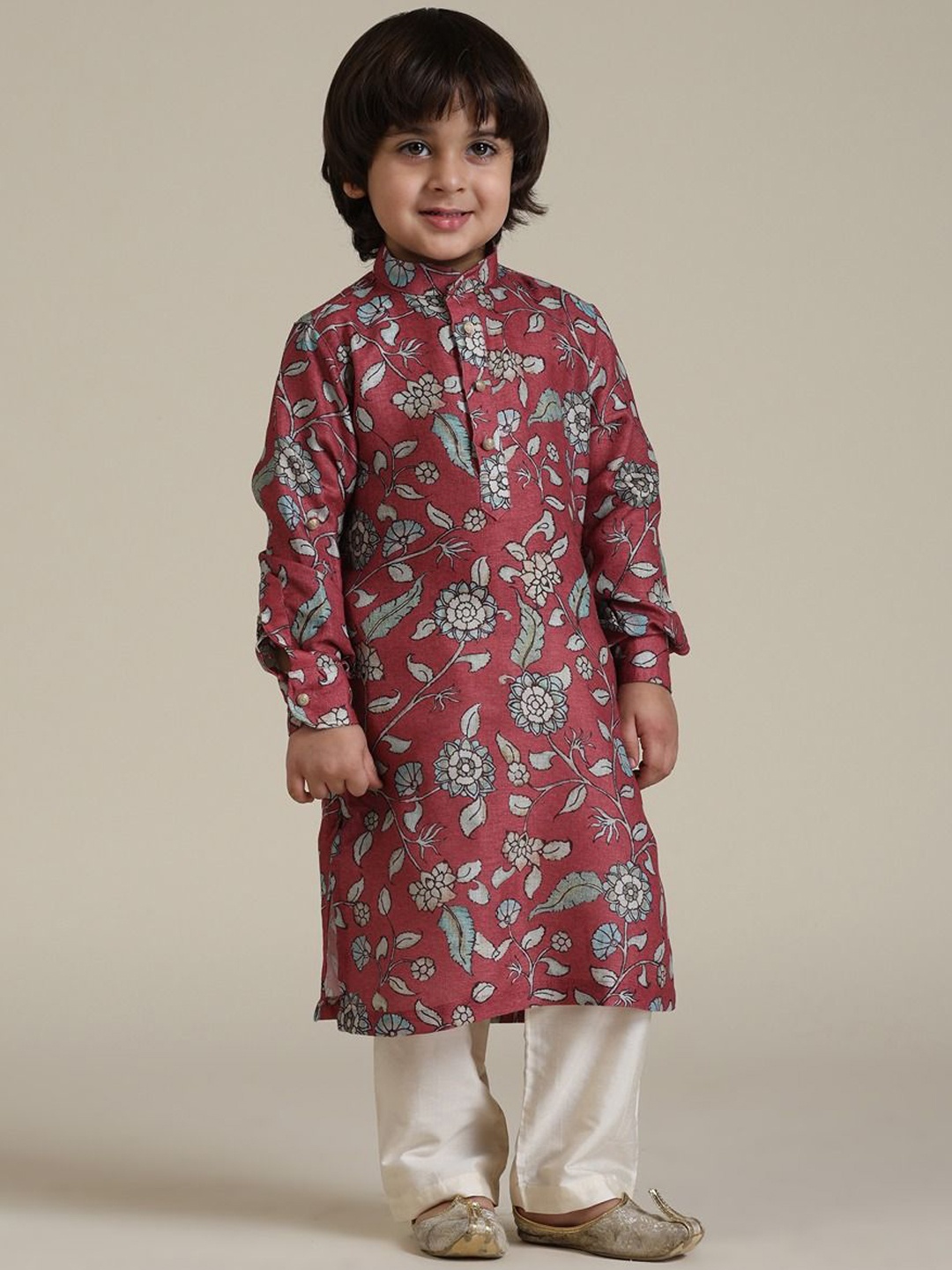 

Manyavar Boys Floral Printed Mandarin Collar Straight Kurta with Trouser, Rust