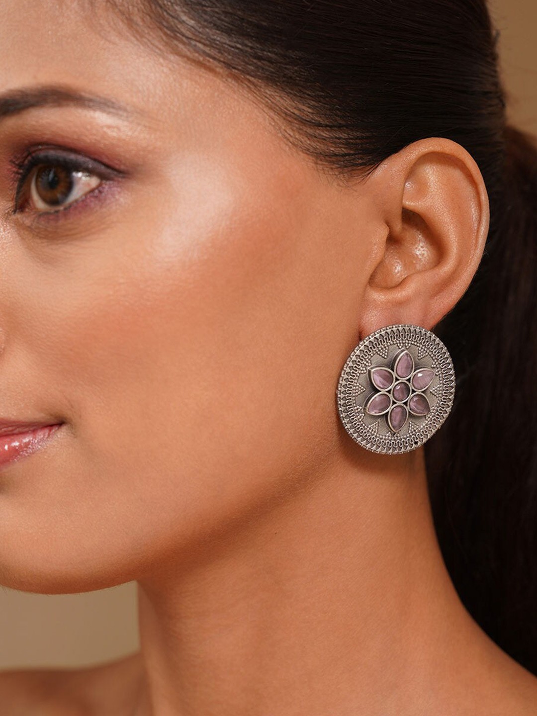 

JAYPORE Stone Studded Contemporary Studs Earrings, Silver