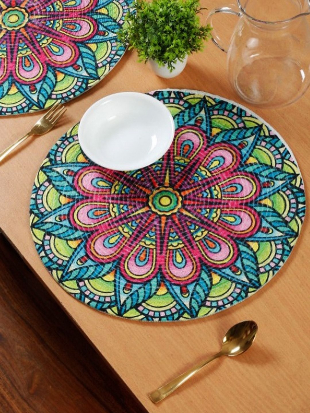 

ANA 4Pcs Pink & Green Floral Printed Round Table Placemats