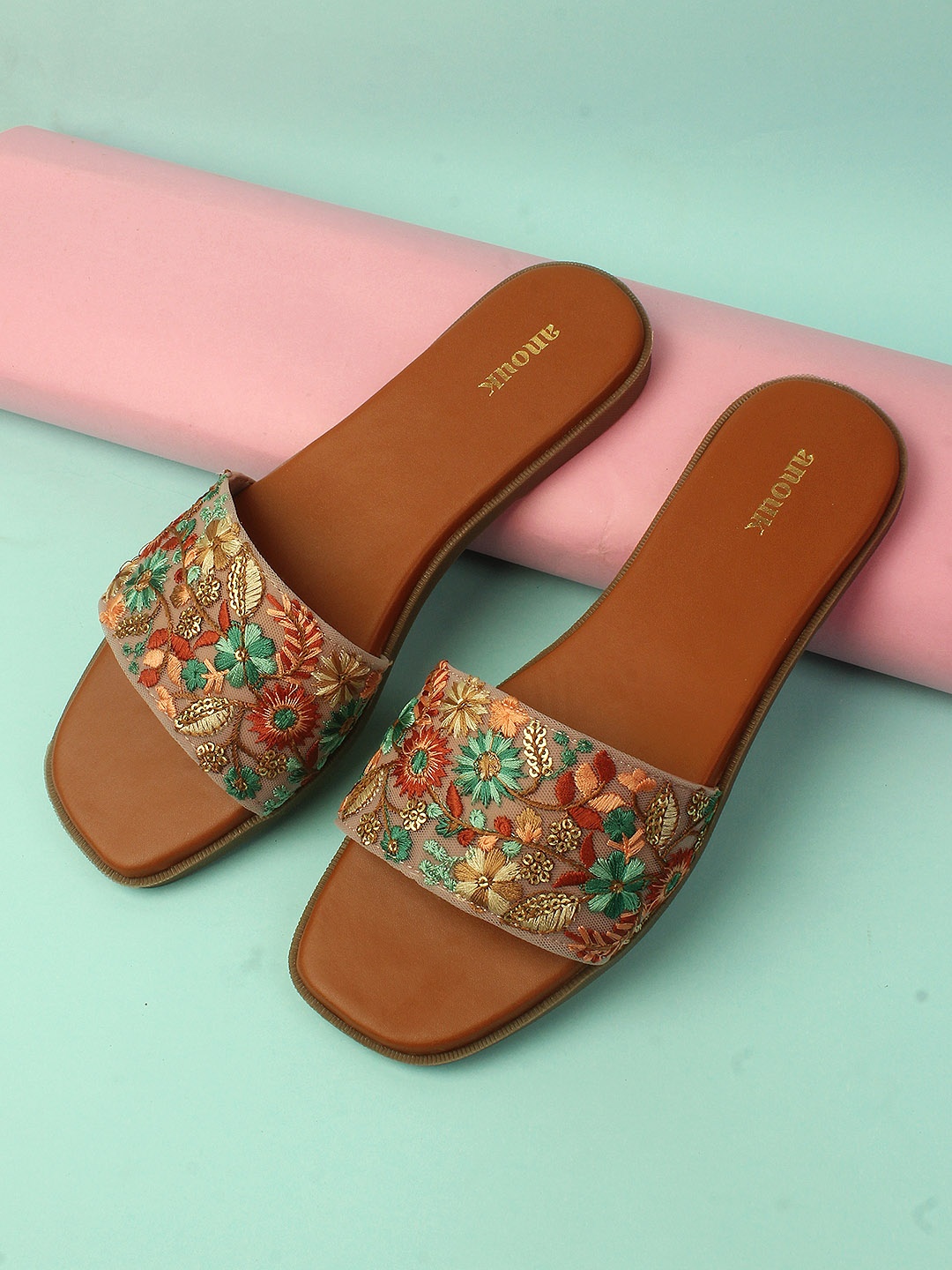 

Anouk Women Printed Open Toe Flats with Embroidered, Beige