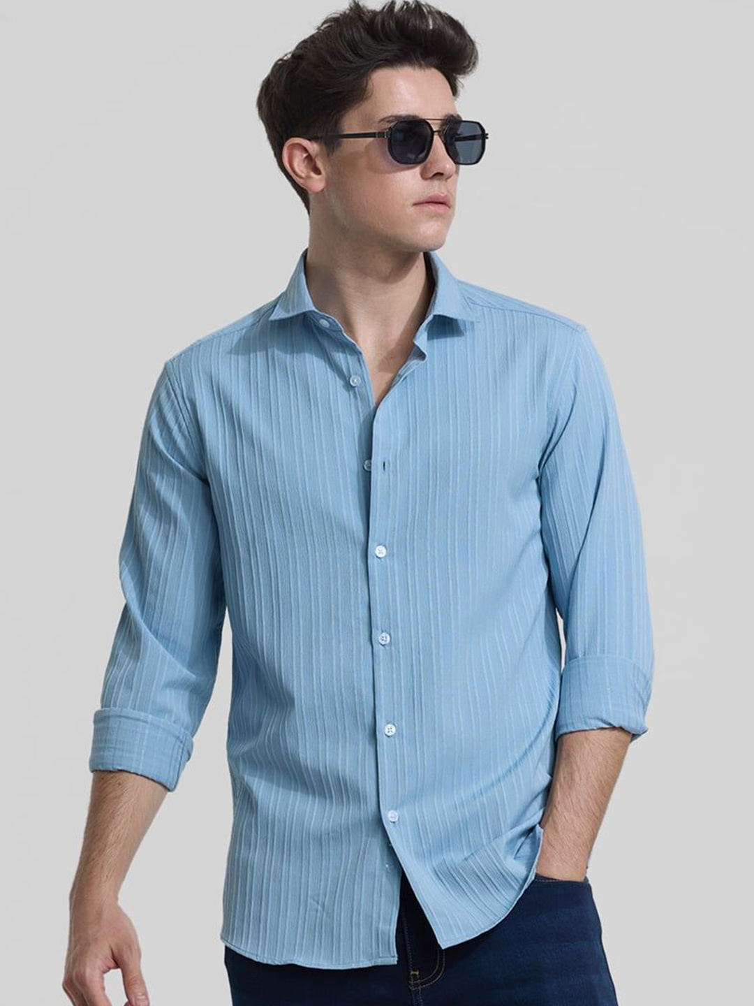 

Snitch Men Smart Spread Collar Vertical Striped Slim Fit Casual Shirt, Blue