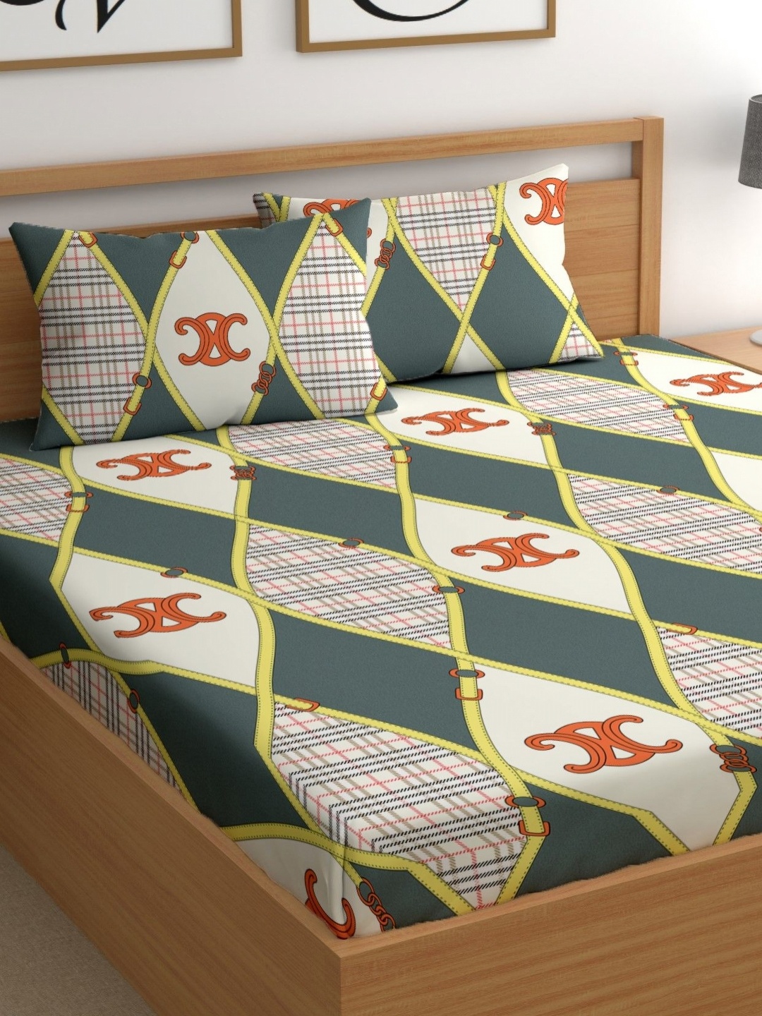

CHHAVI INDIA White Geometric Microfiber 210 TC Queen Bedsheet Set 2.25 x 2.50 Mts