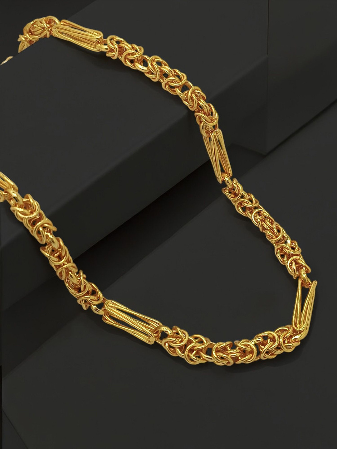 

9blings Men Gold-Plated Figaro Chain
