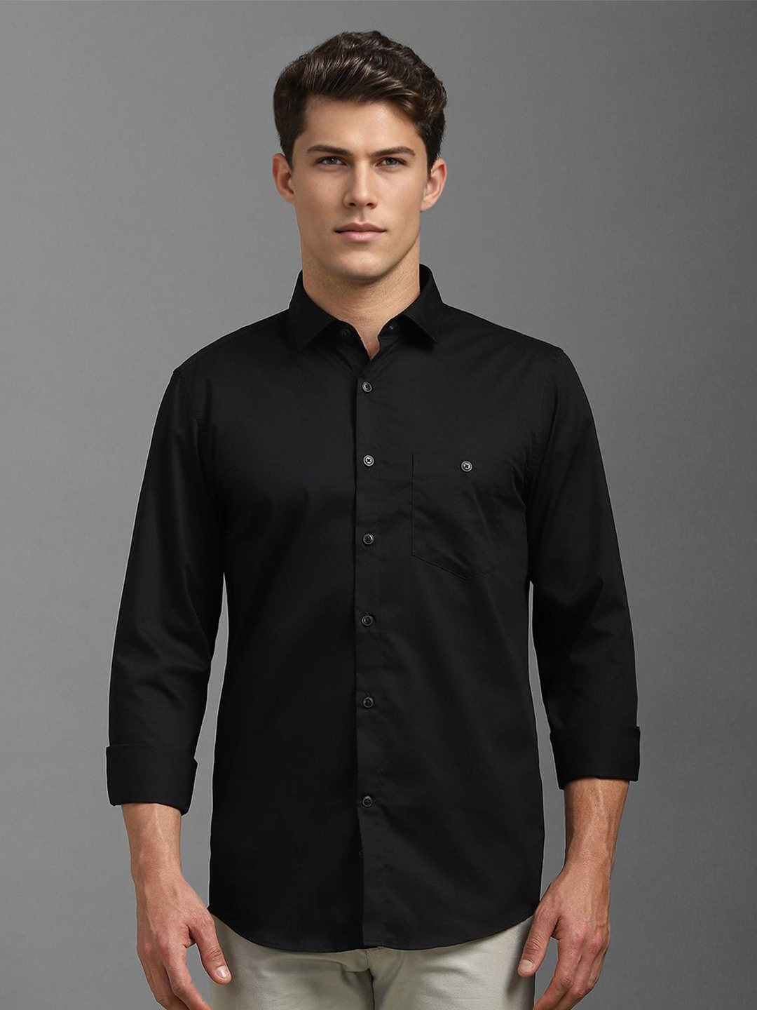 

Louis Philippe Sport Men Cotton Super Slim Fit Solid Casual Shirt, Black