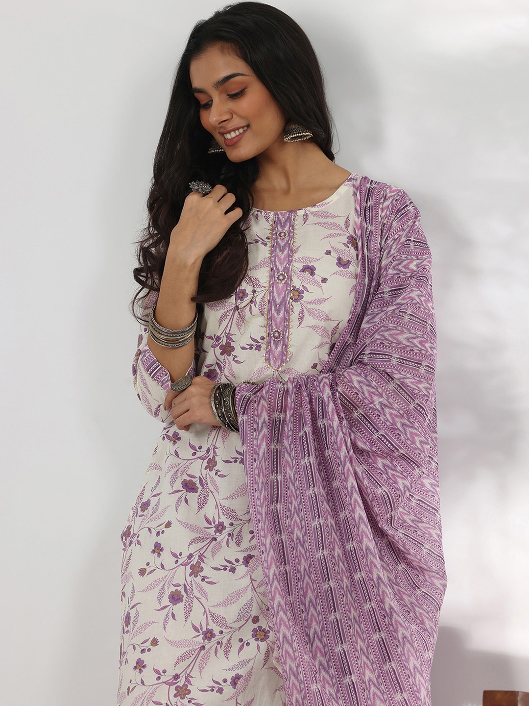 

Libas Floral Printed Gotta Patti Pure Cotton Straight Kurta with Trousers & Dupatta, Off white