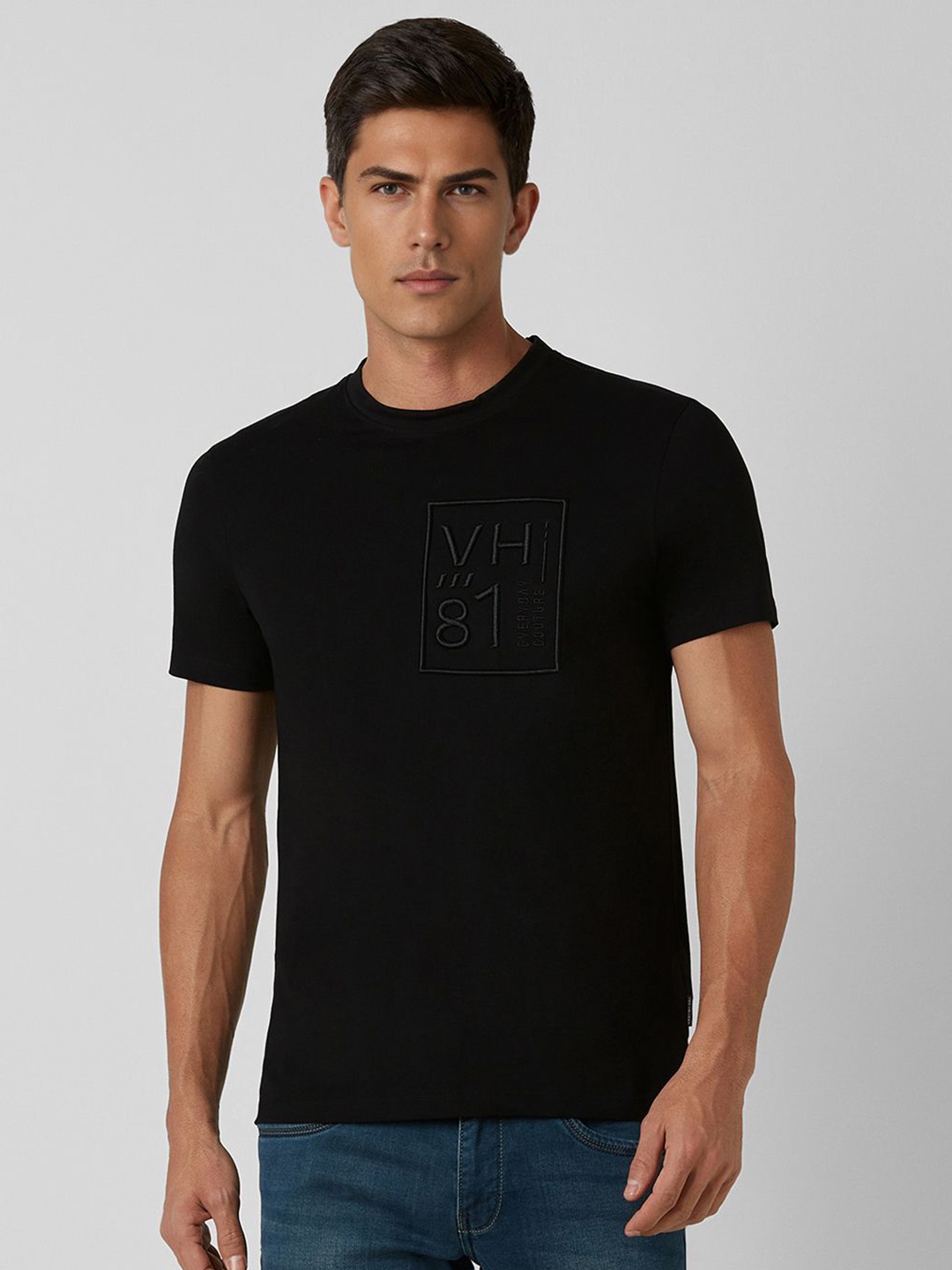 

VAN HEUSEN DENIM LABS Men Typography Printed Round Neck Cotton T-shirt, Black