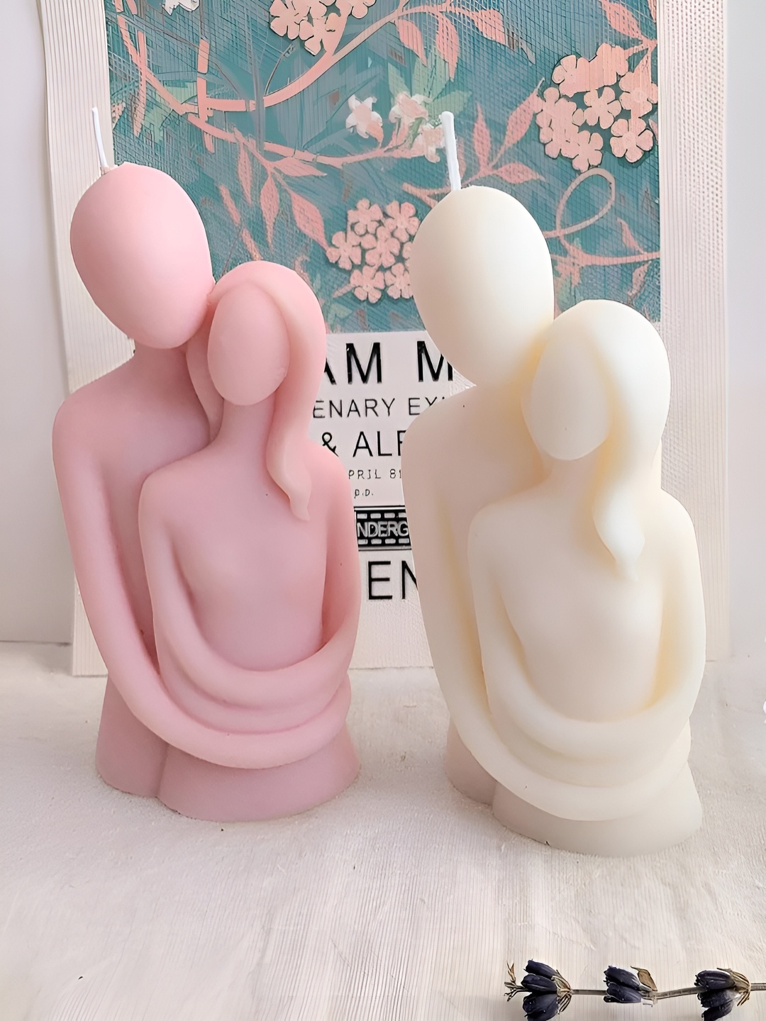

atorakushon Off White & Pink 2 pieces Scented couple Candles