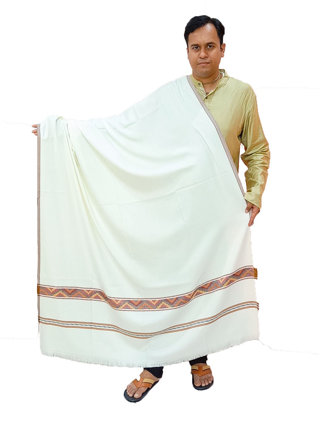 

Vrinde Men Pure Woollen Shawl, White
