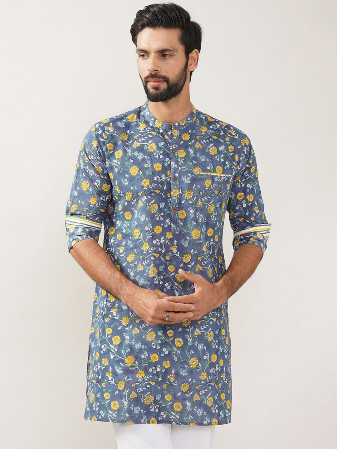 

JAYPORE Floral Printed Band Collar Long Sleeves Pure Cotton Kurta, Blue