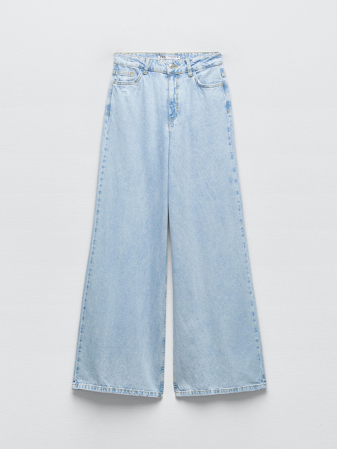 

ZARA Women Blue Jeans