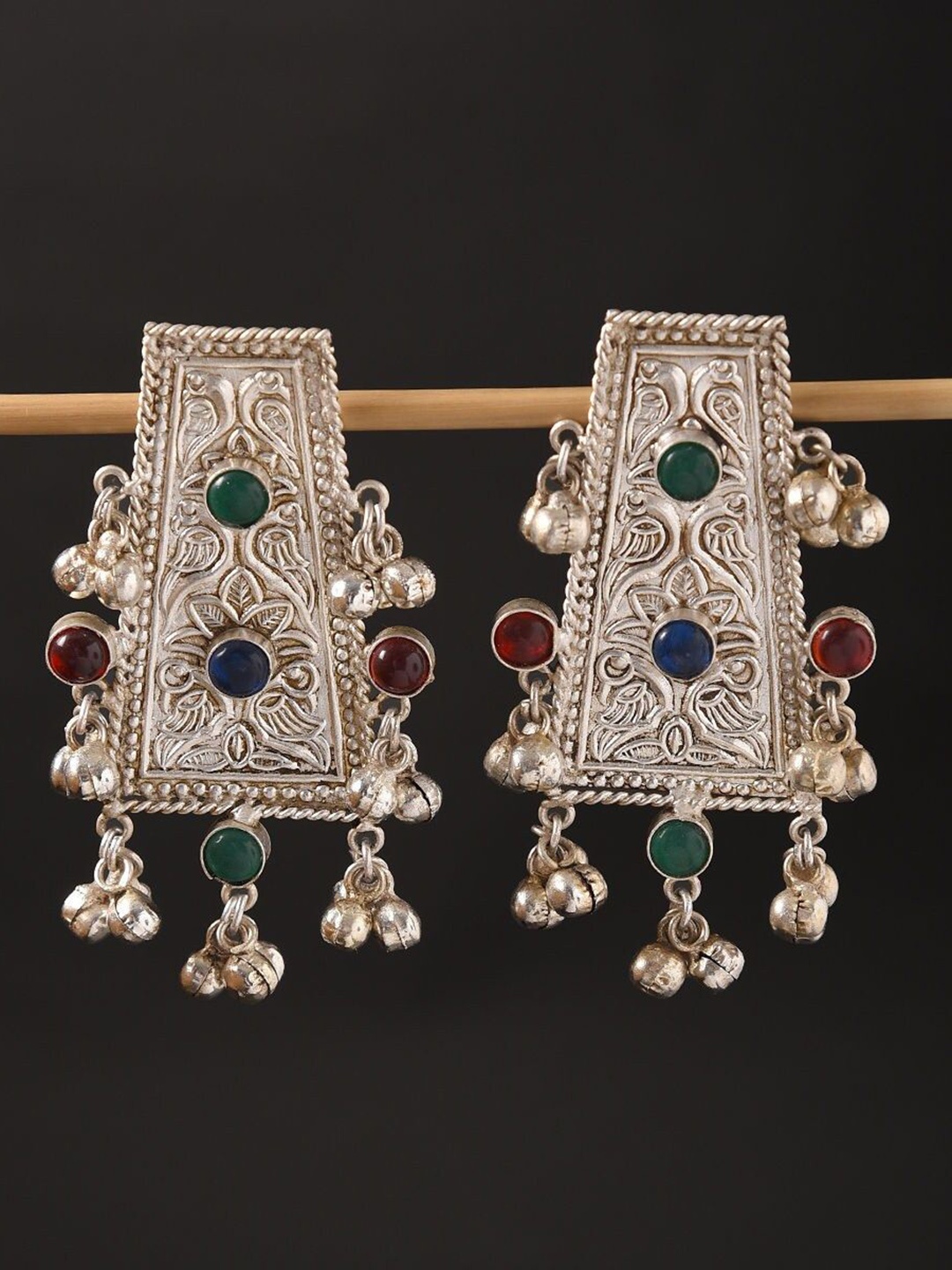

JAYPORE Gold-Plated Contemporary Kundan Studded Drop Earrings