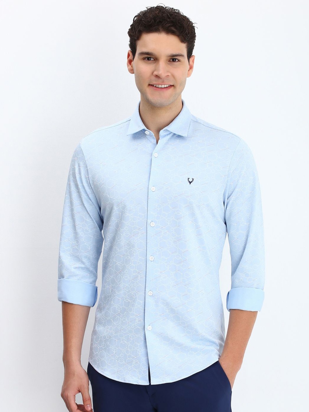 

Allen Solly Men Spread Collar Geometric Printed Cotton Slim Fit Casual Shirt, Blue