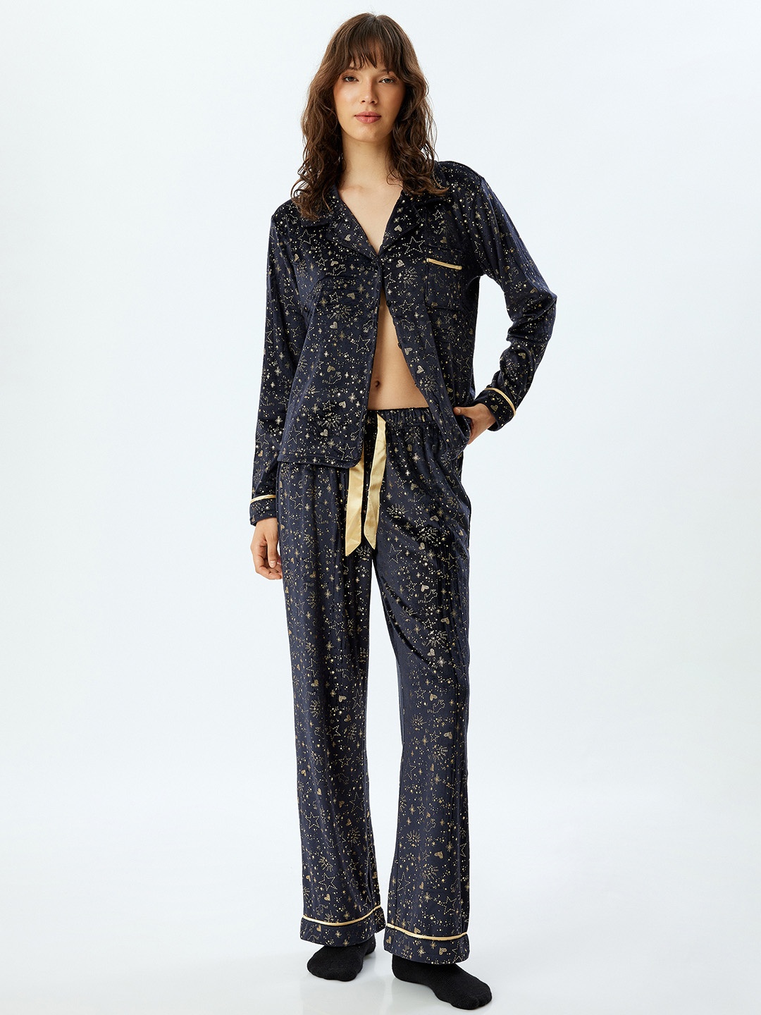 

Koton Women Abstract Printed Night suit, Black