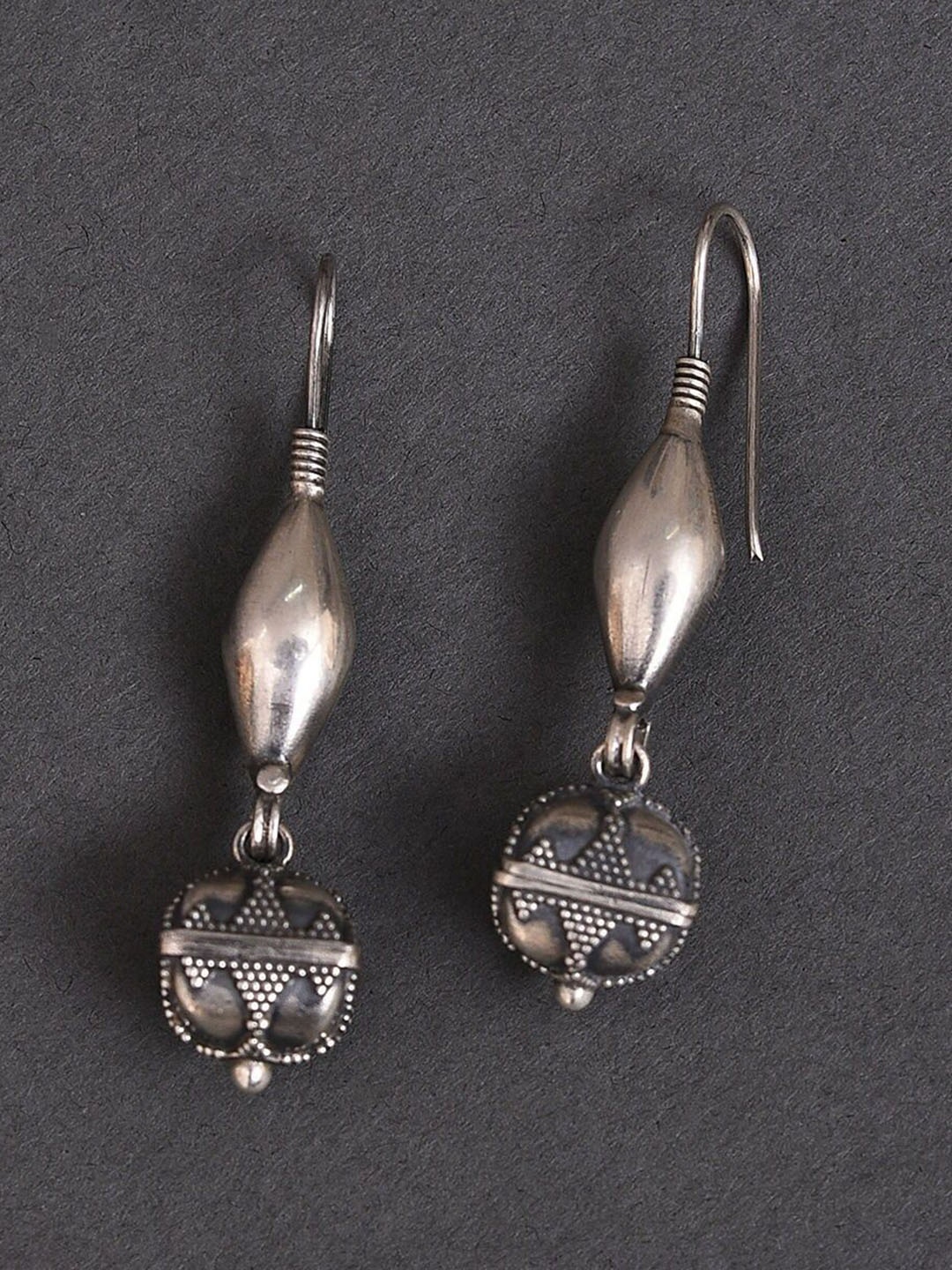 

JAYPORE Contemporary Silver Drop Earrings