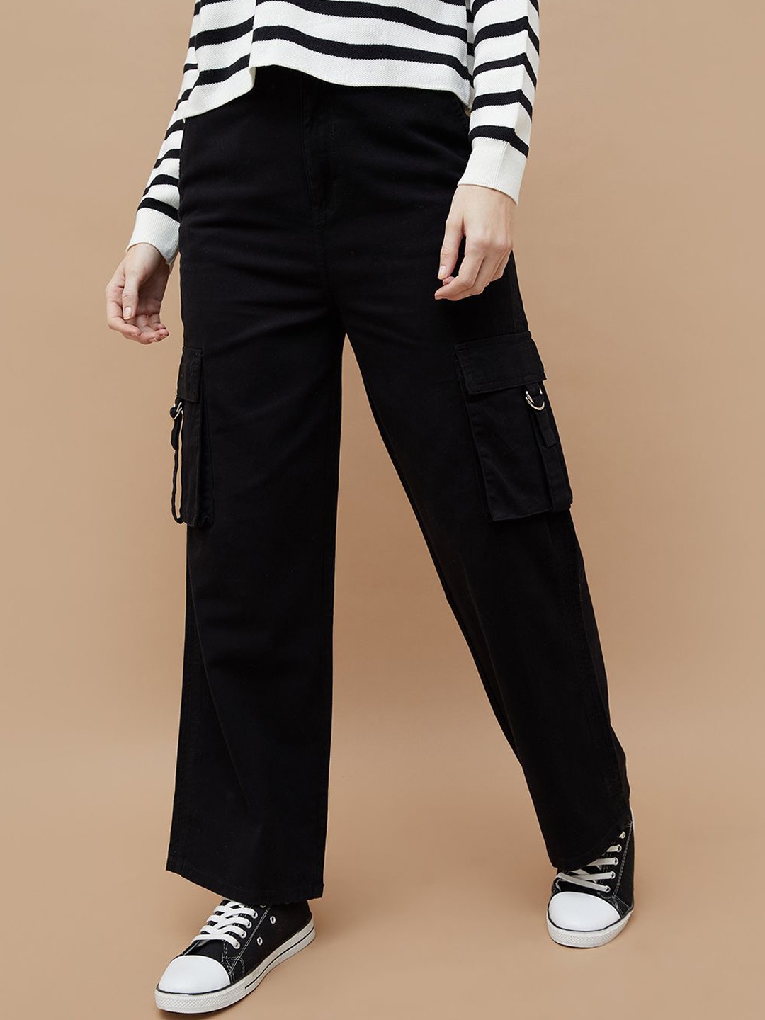 

Ginger by Lifestyle Women Trousers, Black