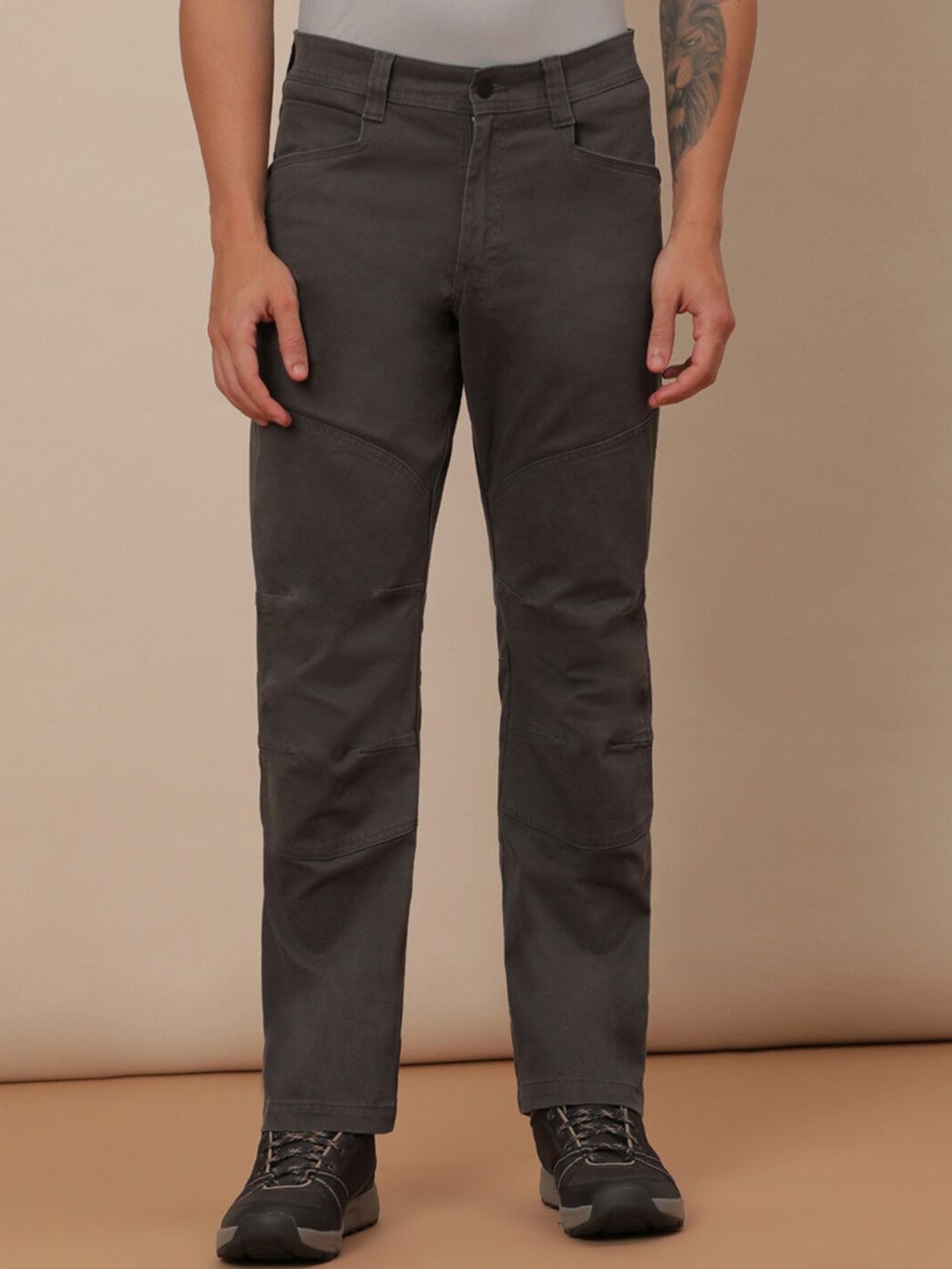 

Wrangler ATG Men's Straight Grey Moisture Wicking Low-Rise Trousers