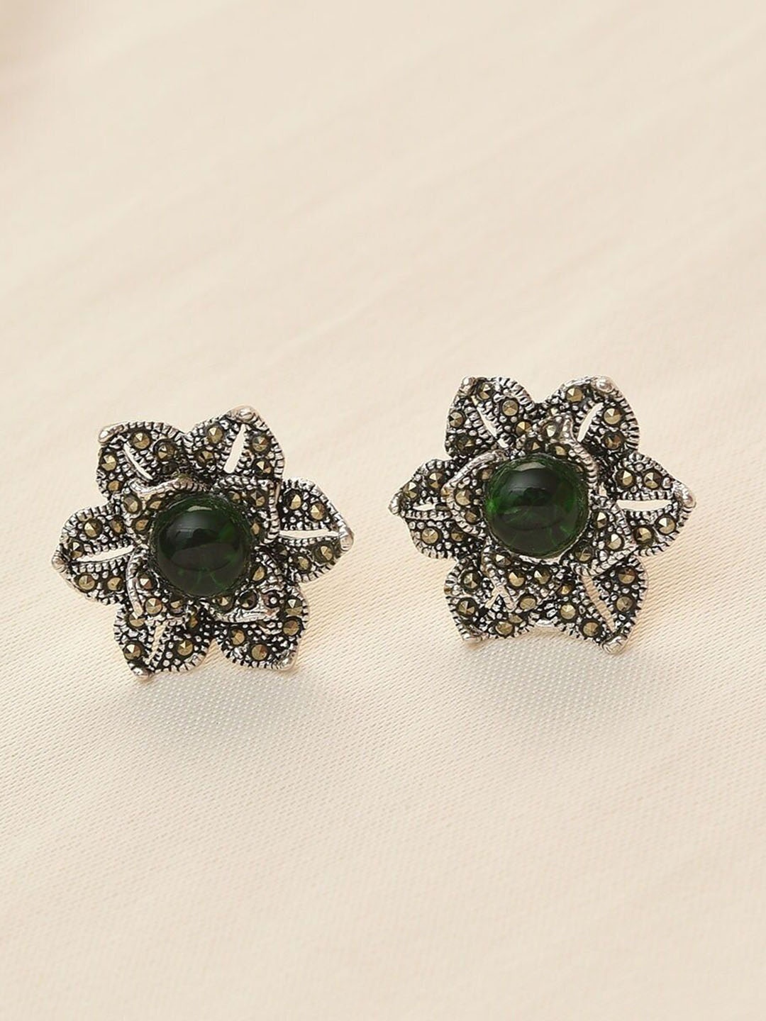 

JAYPORE Contemporary Studs Earrings, Silver
