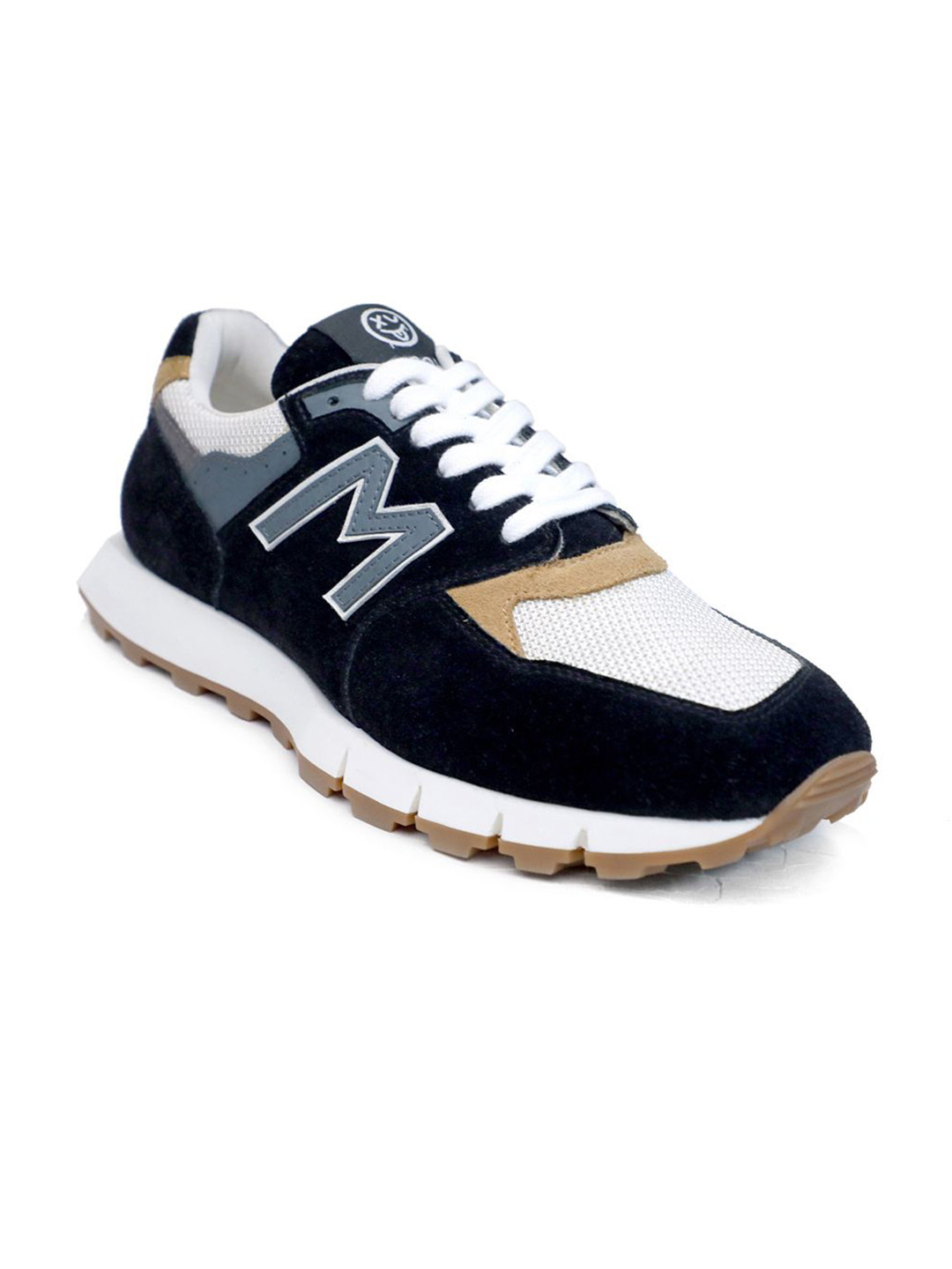 

mccoy Men Colourblocked Leather Sneakers, Black