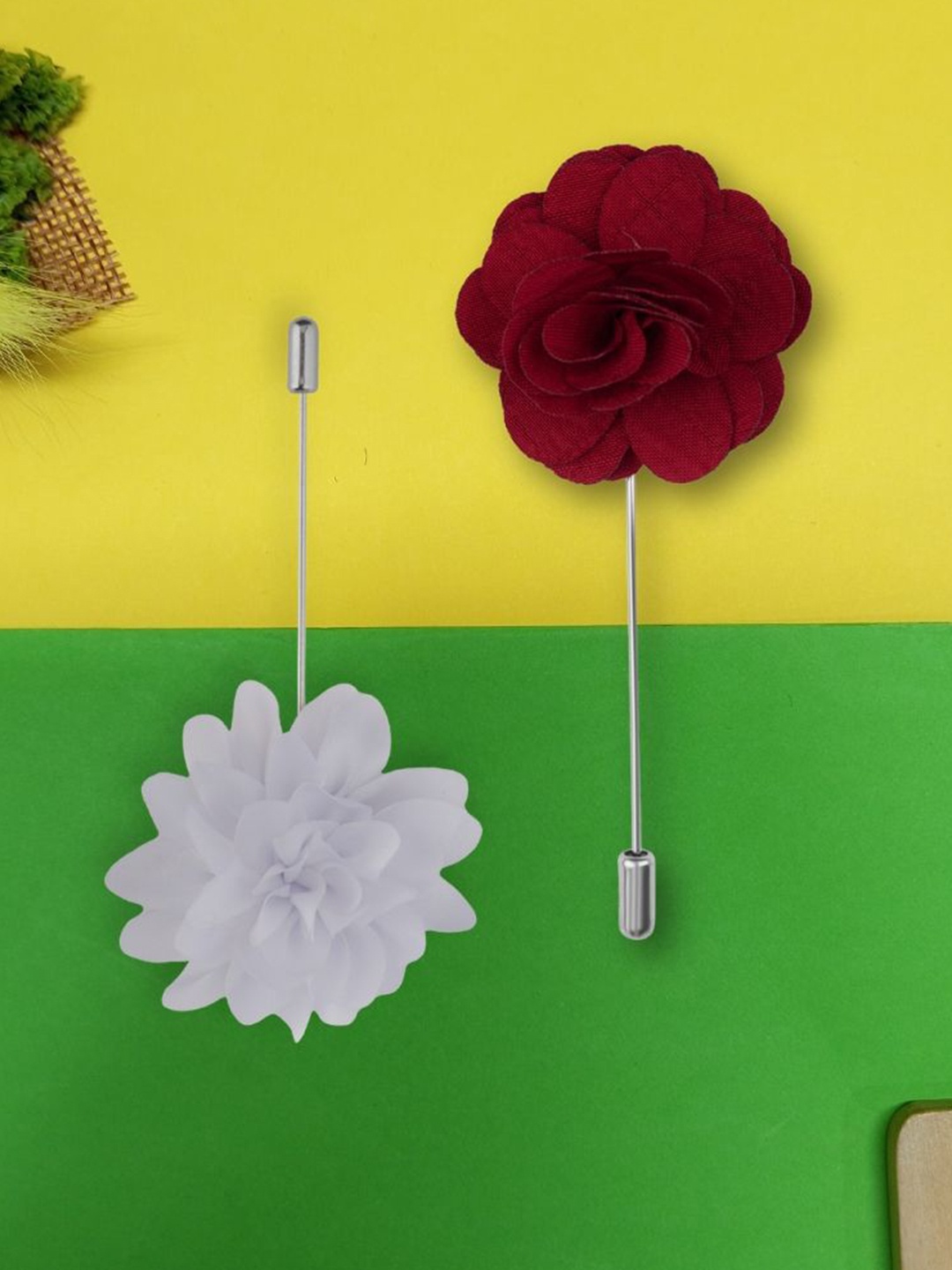 

The Tie Hub Pack Of 2 Men Dahlia Flower Shaped Lapel Pin Brooch, Red
