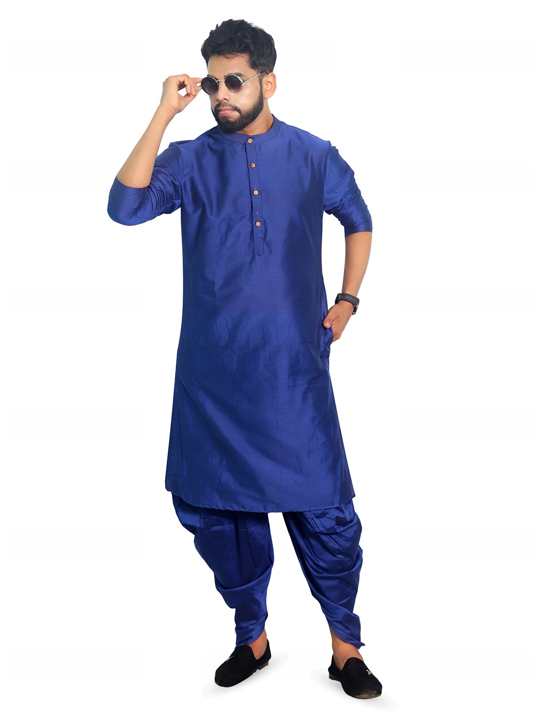 

House of Aqss Mandarin Collar Long Sleeves Indigo Straight Kurta, Blue