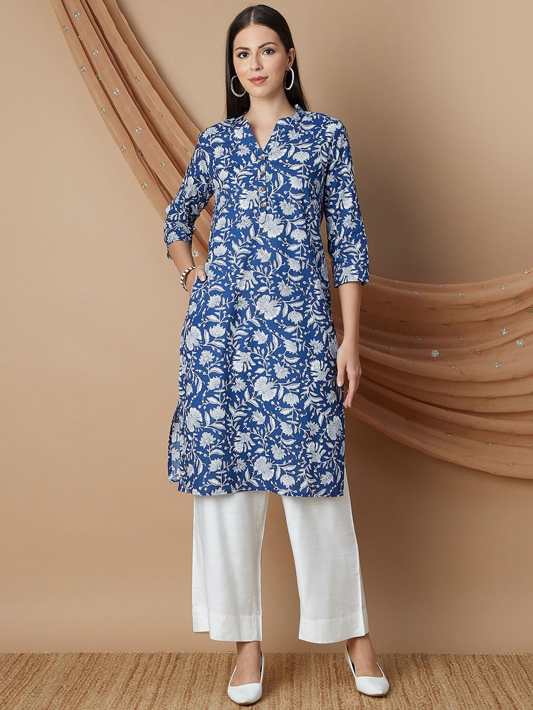 

Melange by Lifestyle Floral Printed Pure Cotton Mandarin Collar Kurta, Violet