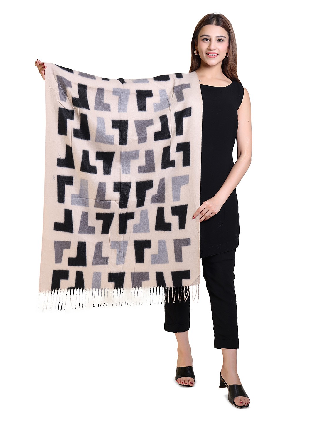 

Oswal International Women Geometric Printed Acrylic Shawl, Pink