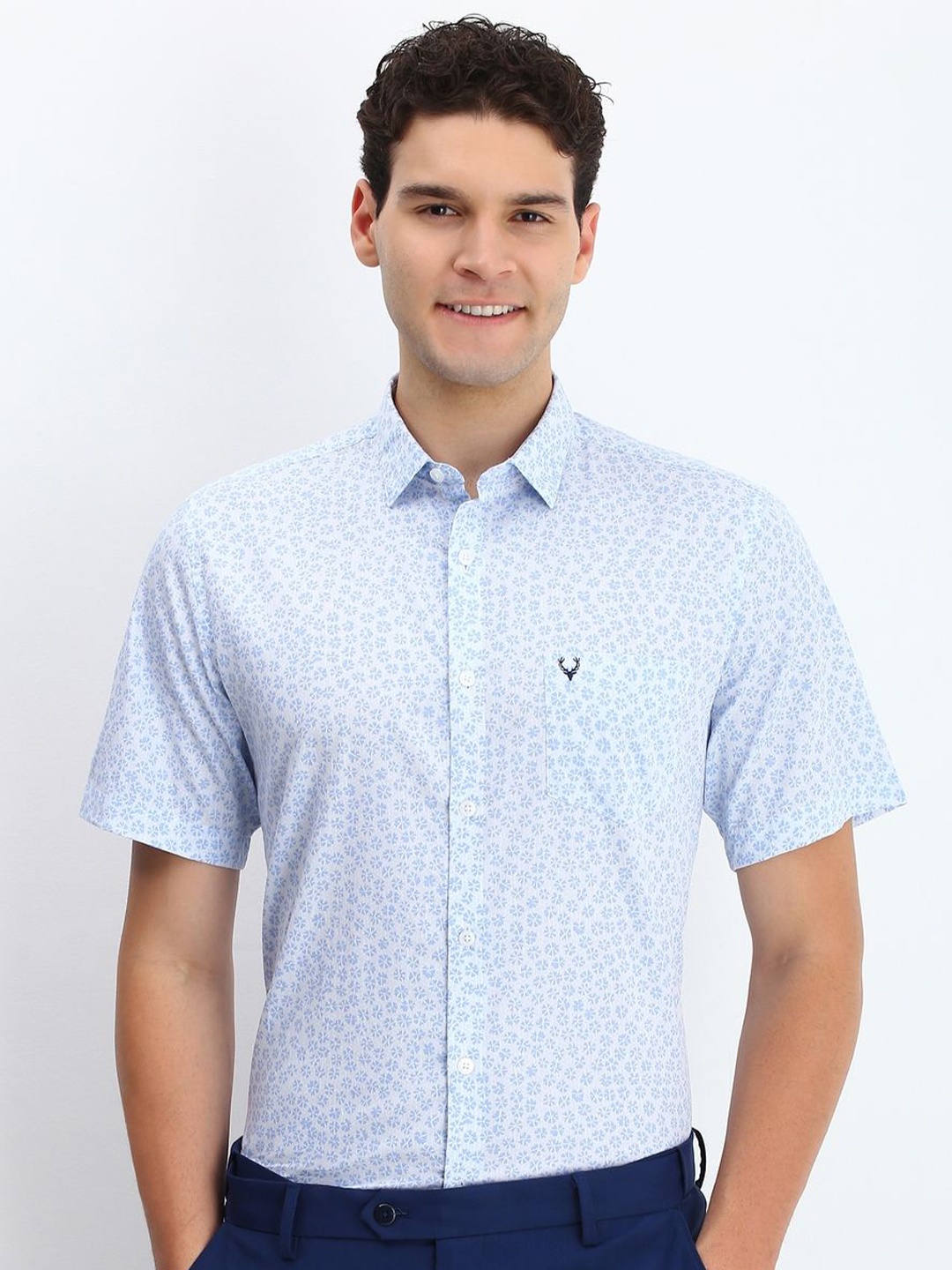 

Allen Solly Men Slim Fit Floral Opaque Printed Formal Shirt, Blue