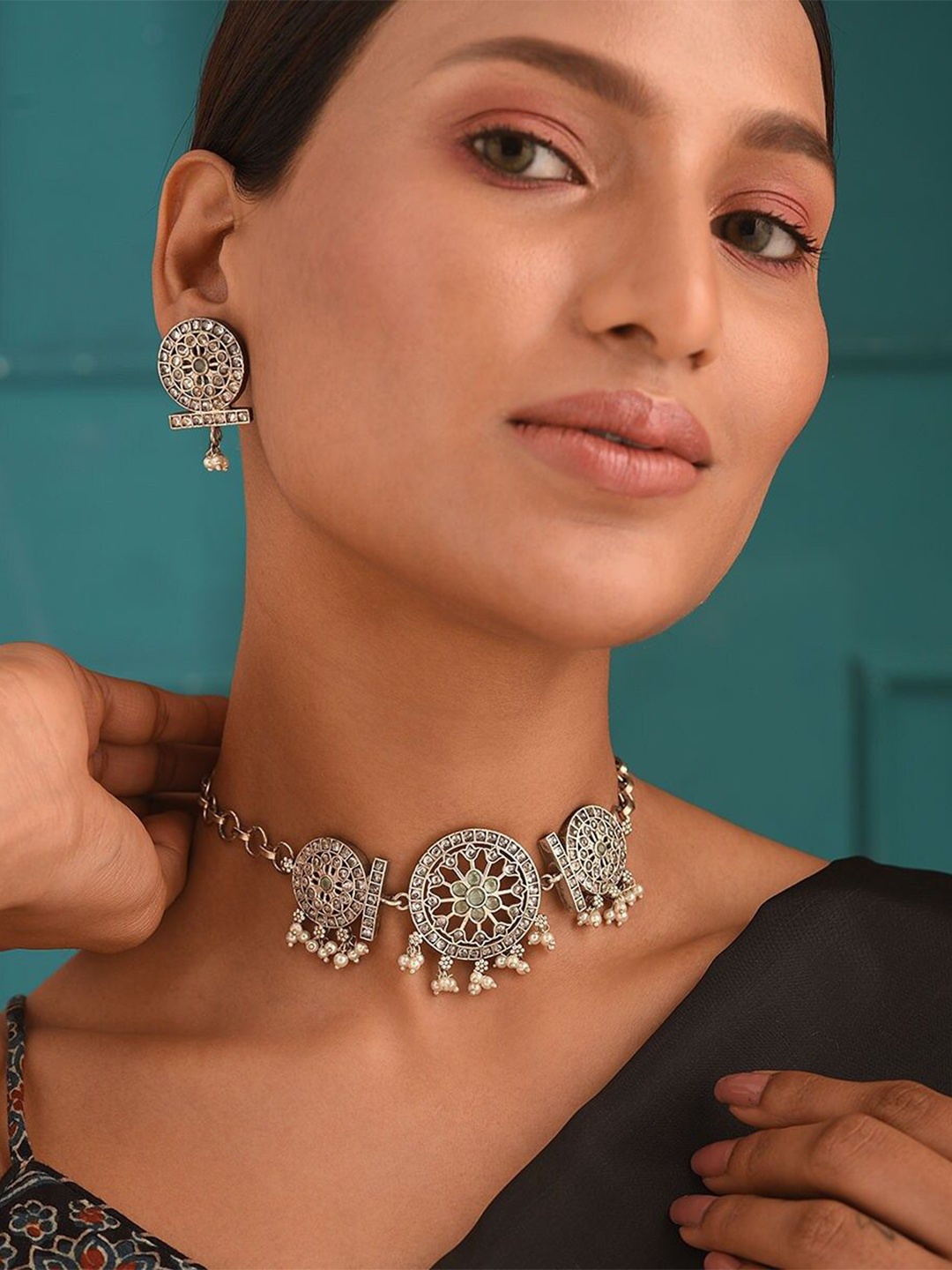 

JAYPORE Stones Studded & Beaded Jewellery Set, Silver