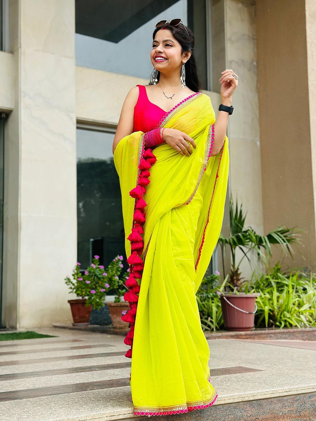 

Jinal & Jinal Pure Georgette Saree, Yellow