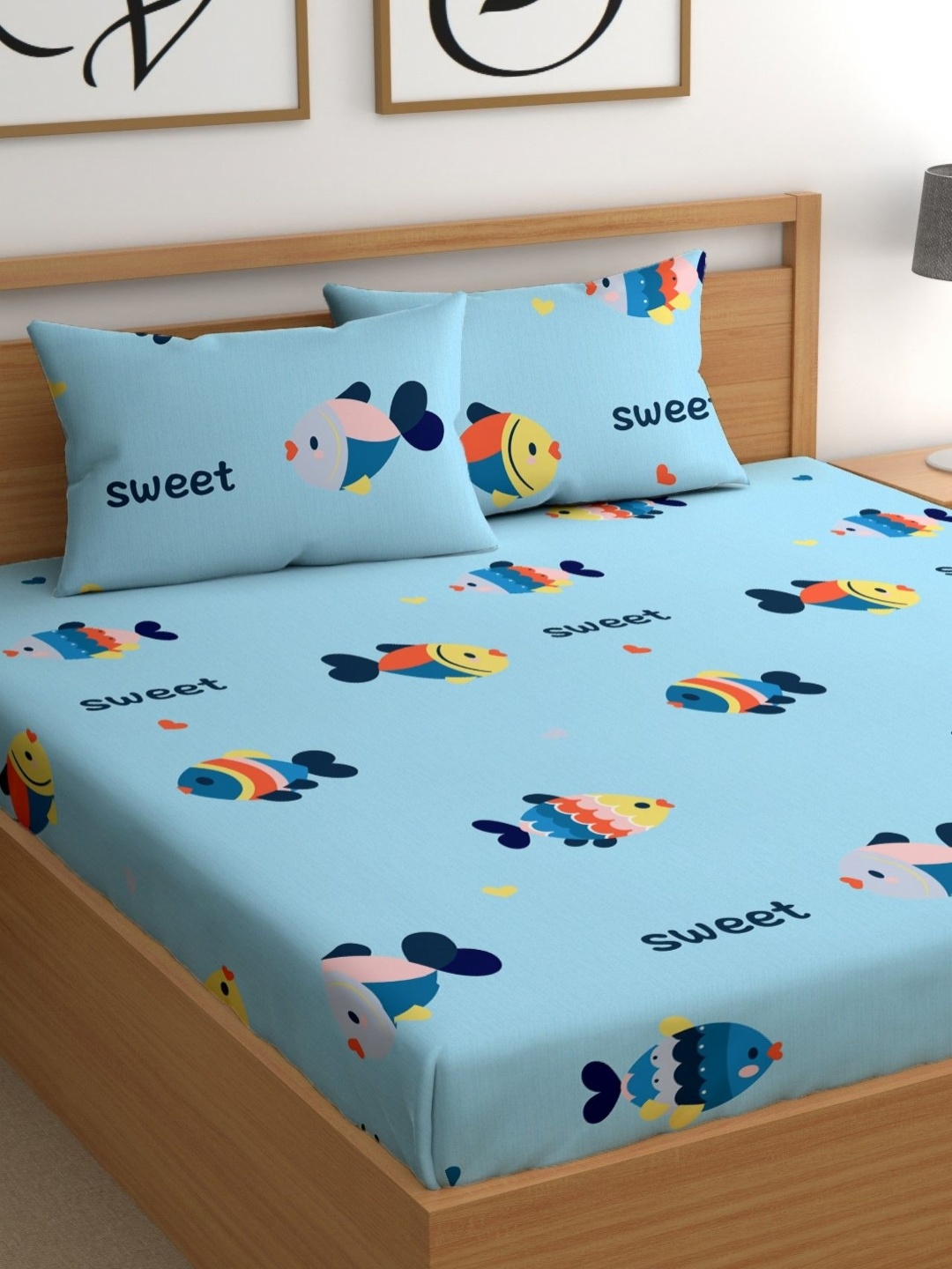 

CHHAVI INDIA Blue Graphic Microfiber 210 TC Queen Bedsheet Set 2.25 x 2.50 Mts