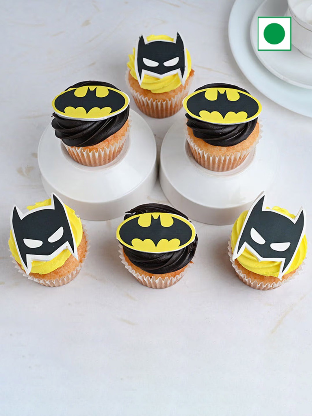 

Floweraura 6-Pcs Batman Theme Chocolate Flavour Eggless Round Cup Cakes-500gms, Brown