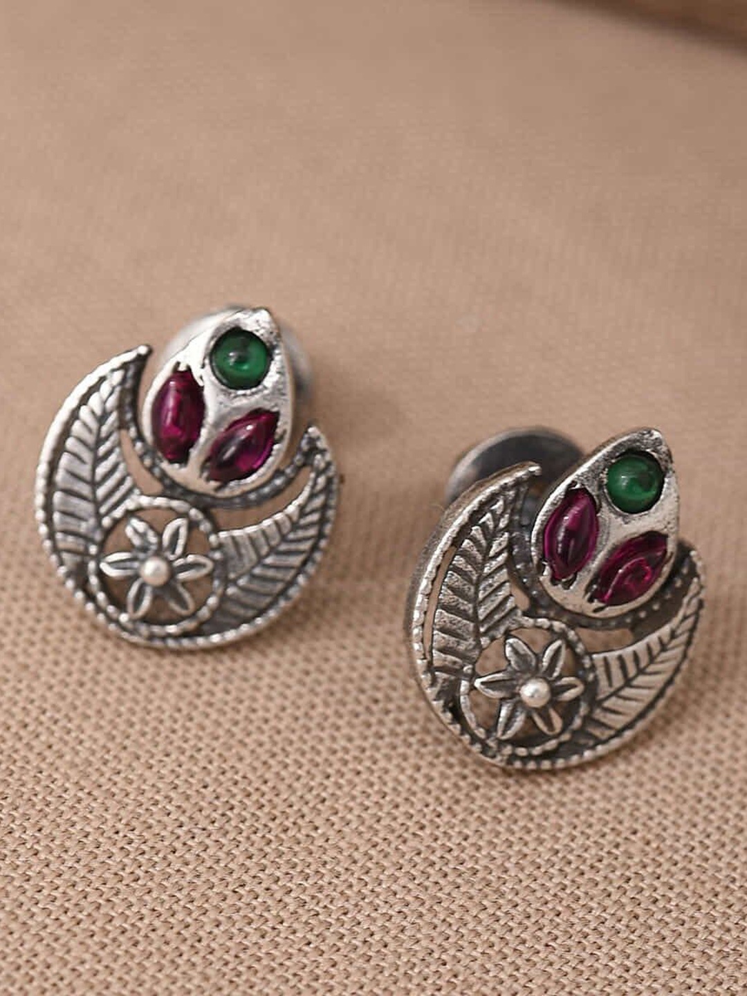 

JAYPORE Silver Stone Studded Contemporary Studs Earrings