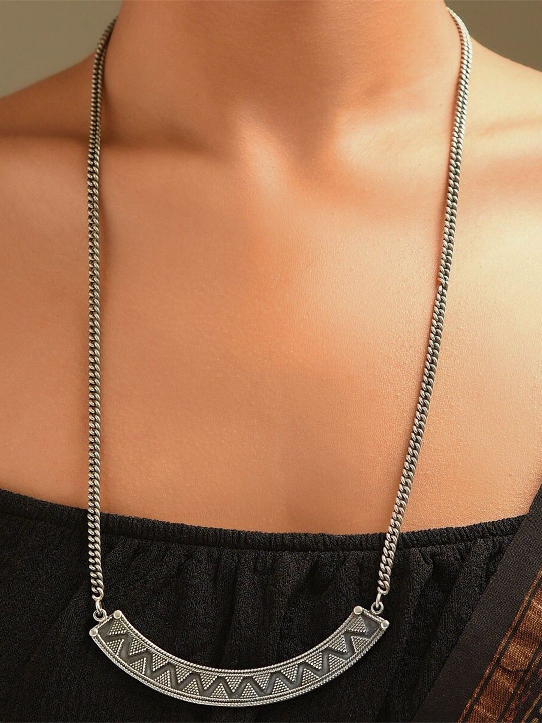 

JAYPORE Silver Minimal Necklace