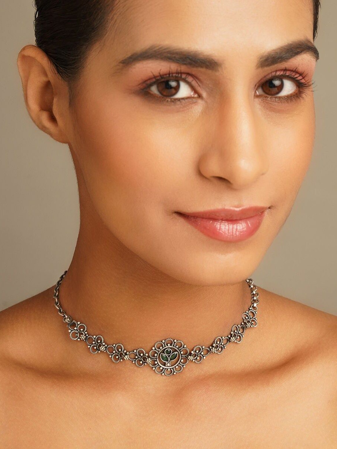 

JAYPORE Silver Stone Studded Choker Necklace