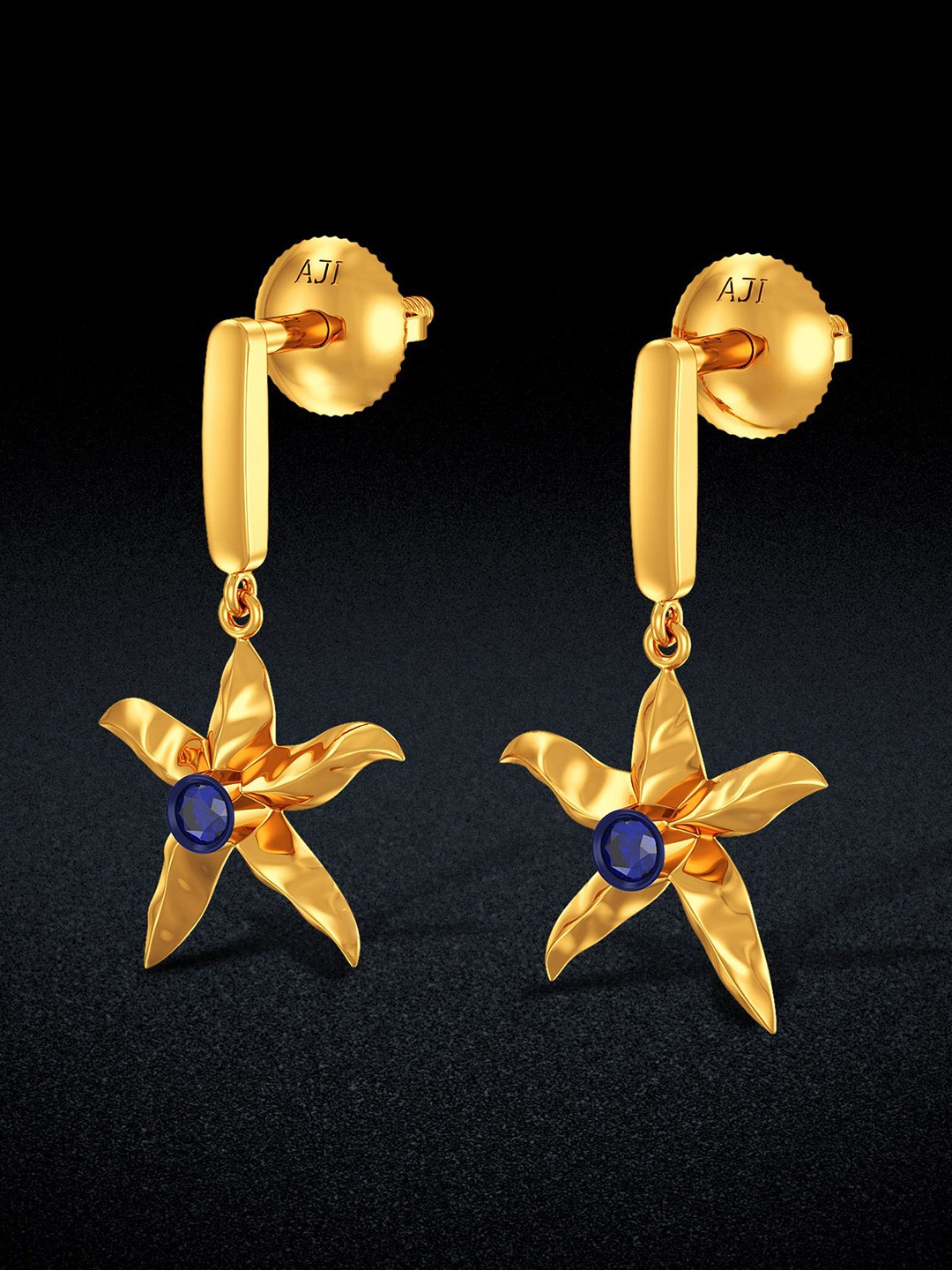 

Joyalukkas Women 22KT Earring Gold