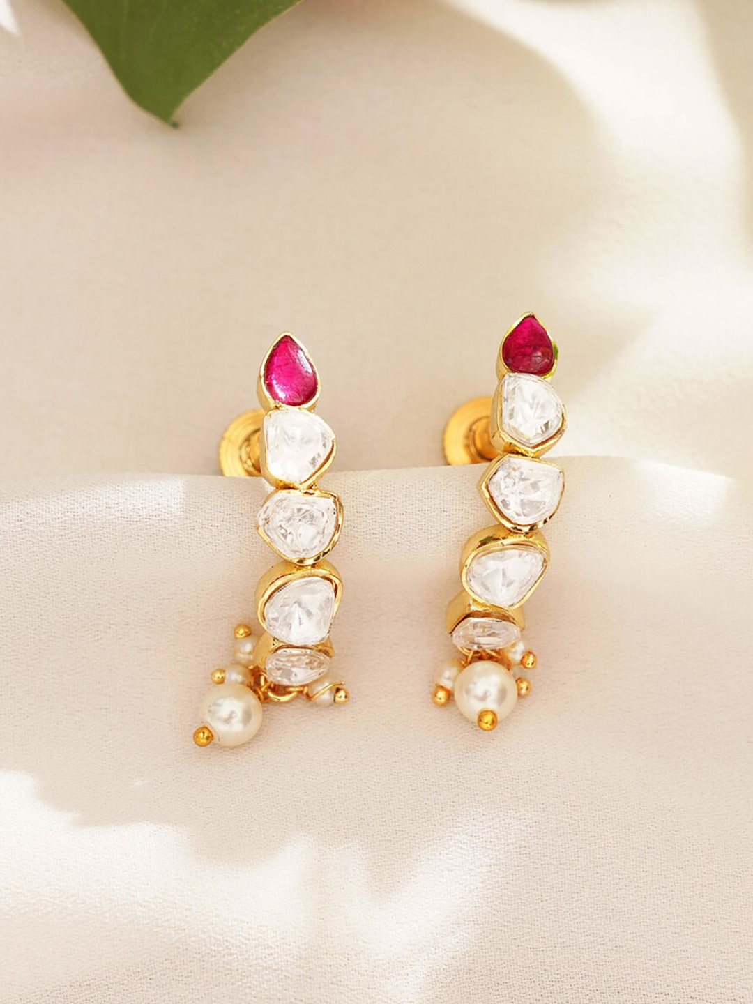 

JAYPORE Contemporary Studs Earrings, Gold