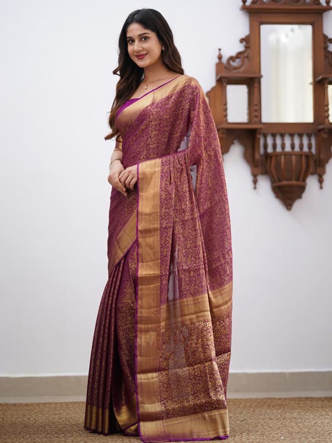 

MAHALASA Woven Design Zari Kanjeevaram Saree, Magenta