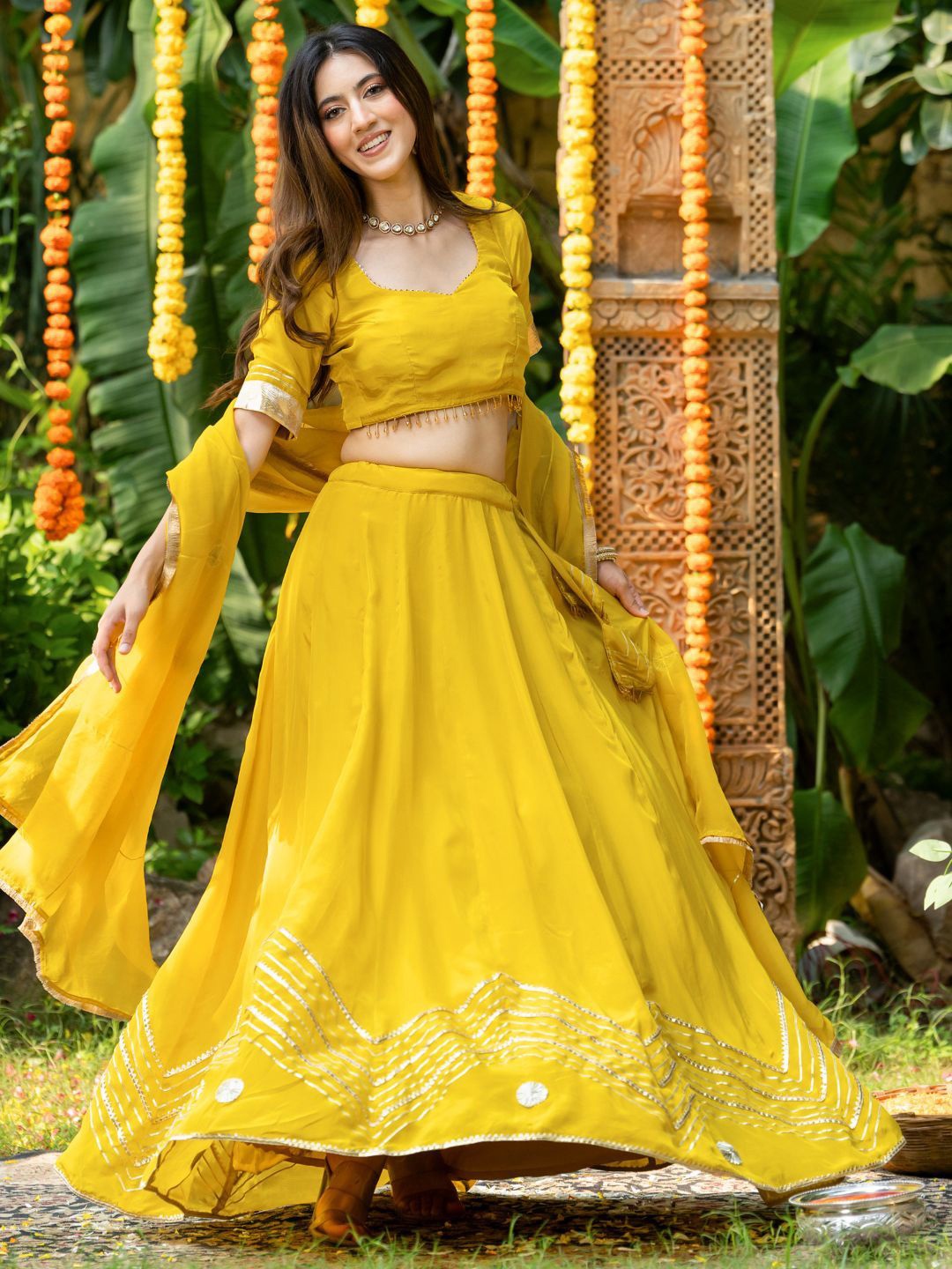 

HOUSE OF JAMOTI Embroidered Beads and Stones Ready to Wear Lehenga & Blouse With Dupatta, Yellow