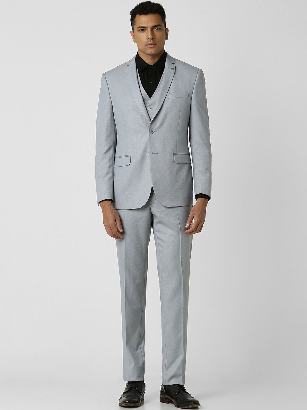 

Van Heusen Slim-Fit Single-Breasted Three-Piece Suit, Grey