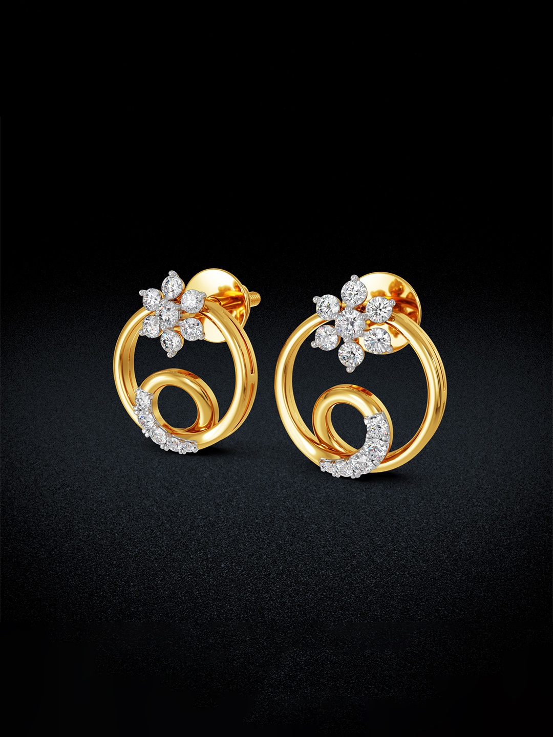 

Joyalukkas Yellow Gold 18KT Earrings Diamond