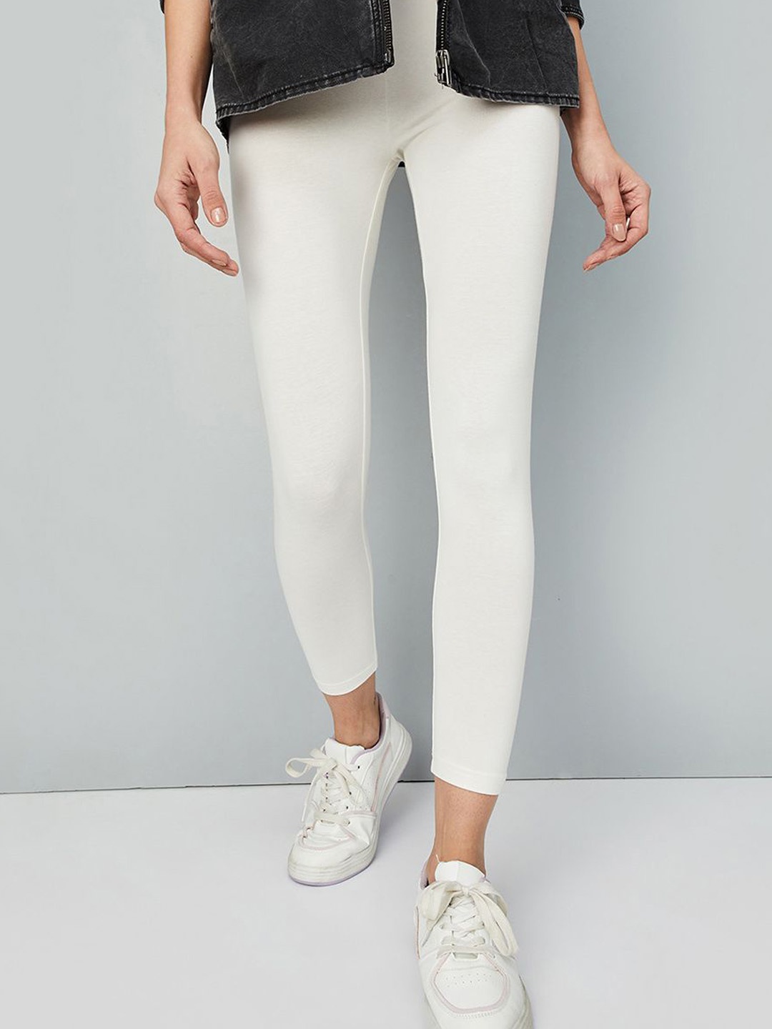

max Knitted Women Ankle-Length Casual Leggings, Off white