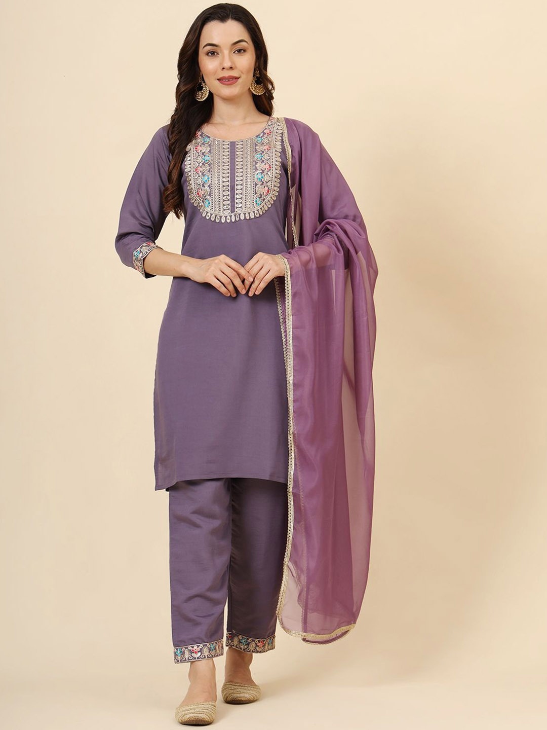 

HERE&NOW Floral Embroidered Regular Sequin Work Kurta With Trouser With Dupatta, Purple