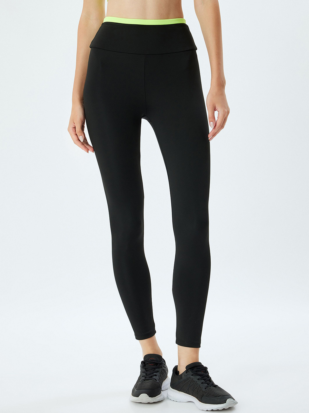 

Koton Women Mid-Rise Ankle-Length Gym Tights, Black