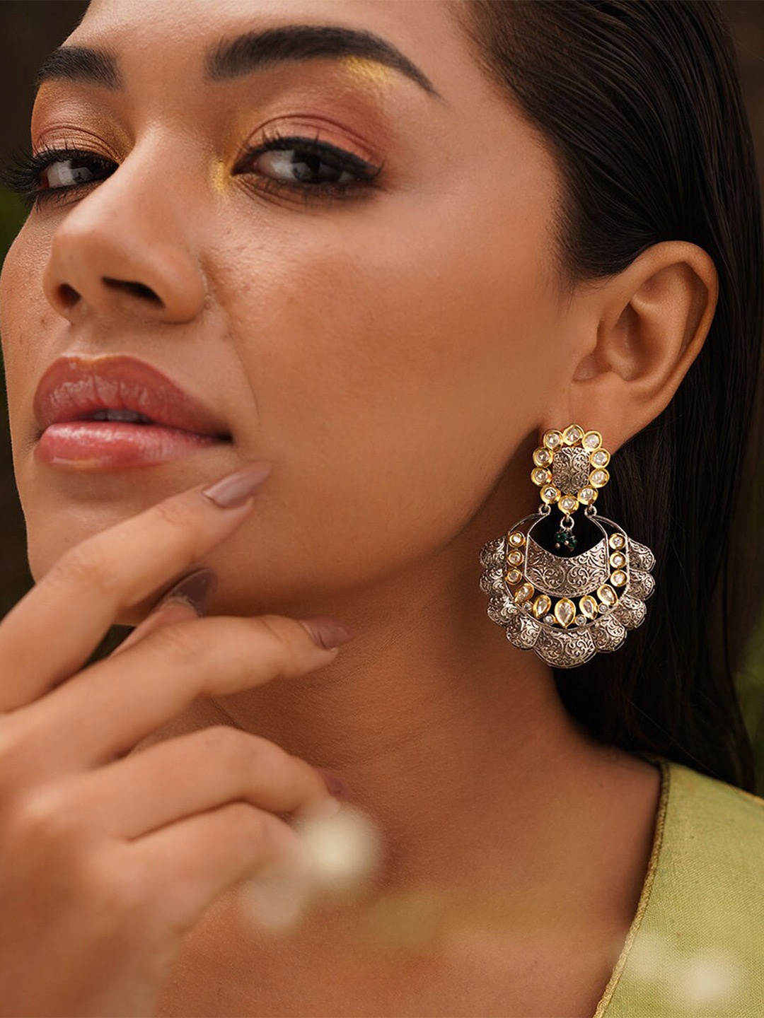

JAYPORE Contemporary Kundan Chandbalis, Gold