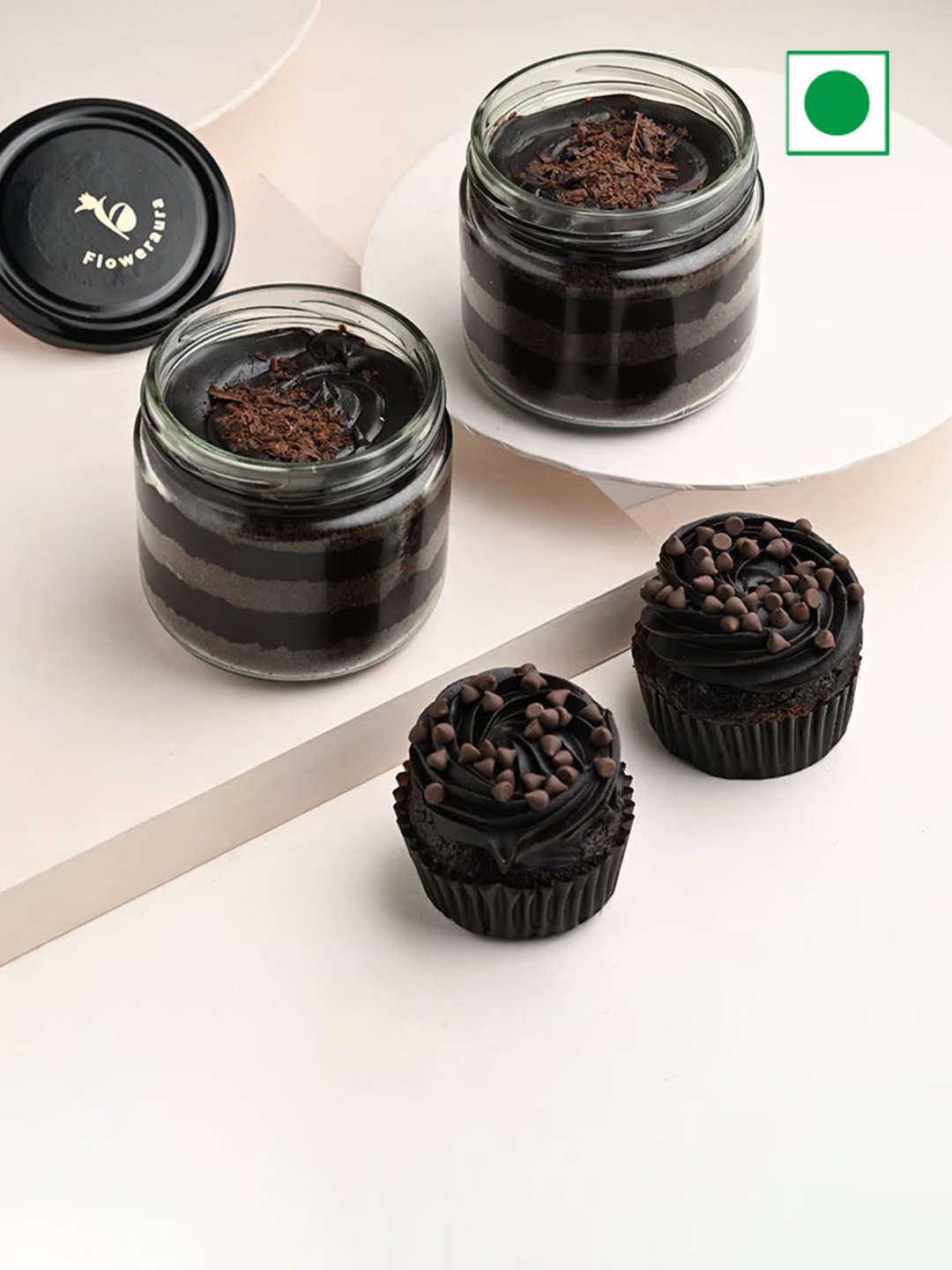 

Floweraura 4Pcs Chocolate Flavour Eggless Round Jar & Cakes Cupcakes- 500g, Black