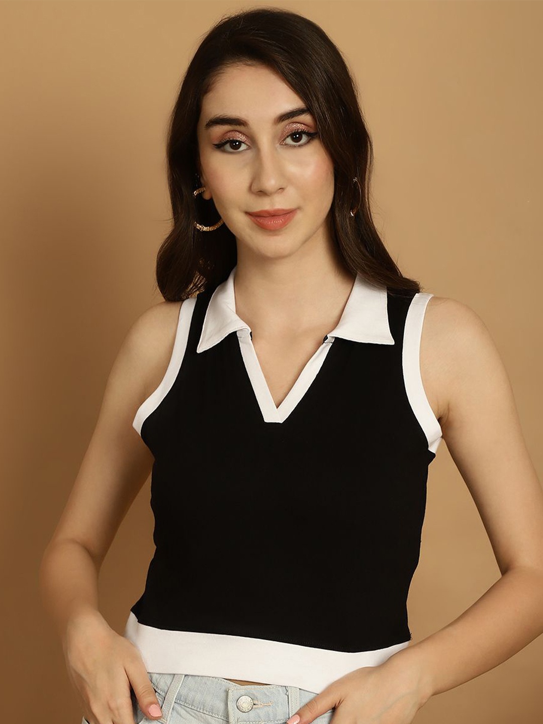 

Friskers Colourblocked Cotton Crop Top, Black