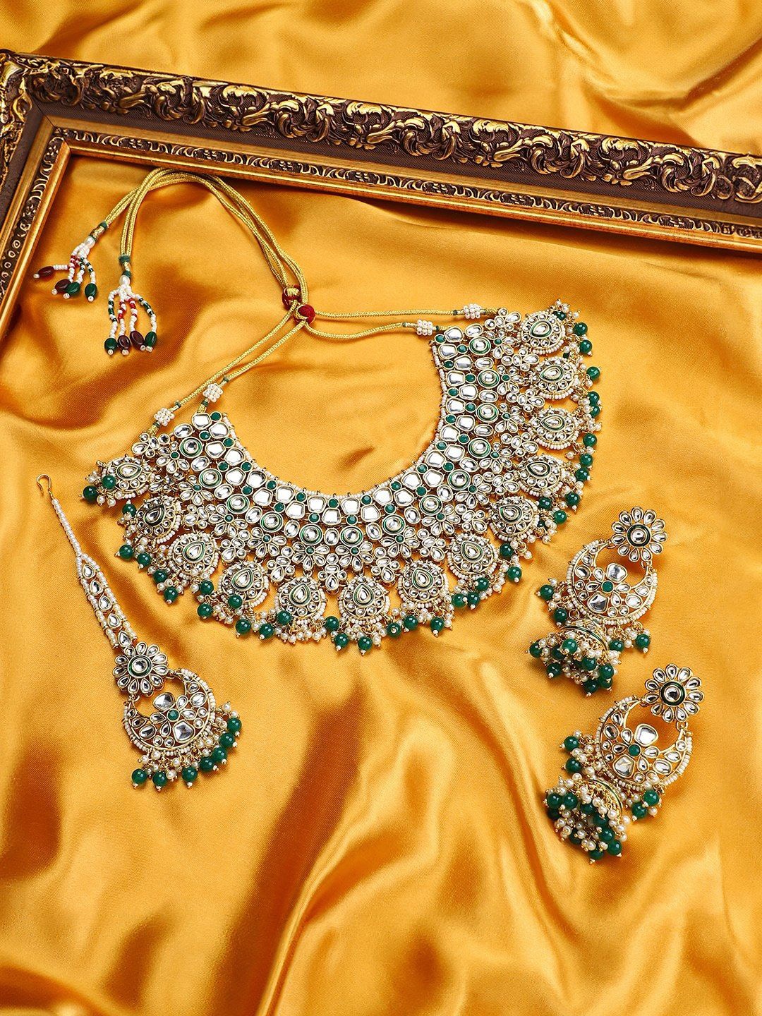 

SOHI Gold-Plated Stone-Studded & Beaded Jewellery Set